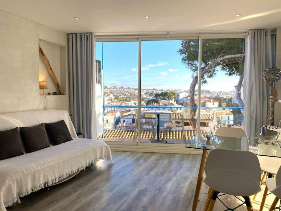 Tusquets - Apartamento Con Vistas Al Mar Кадакес Экстерьер фото